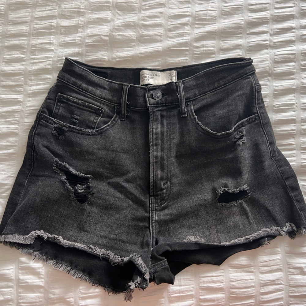 Abercrombie & Fitch High Rise Short